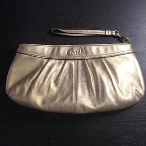 COACH | Gold Leather Clutch Wristlet